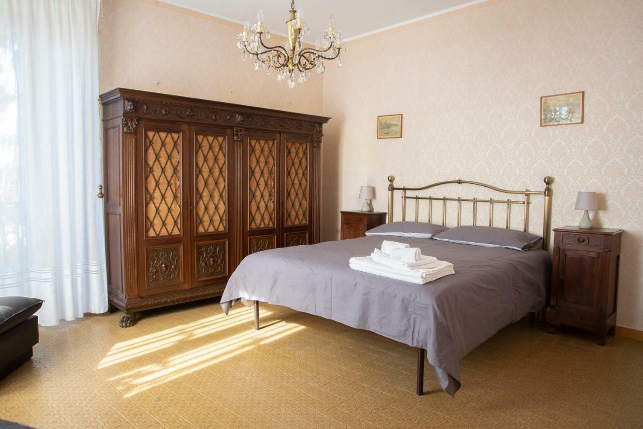 Bed & Roses Meni Διαμέρισμα La Morra Εξωτερικό φωτογραφία
