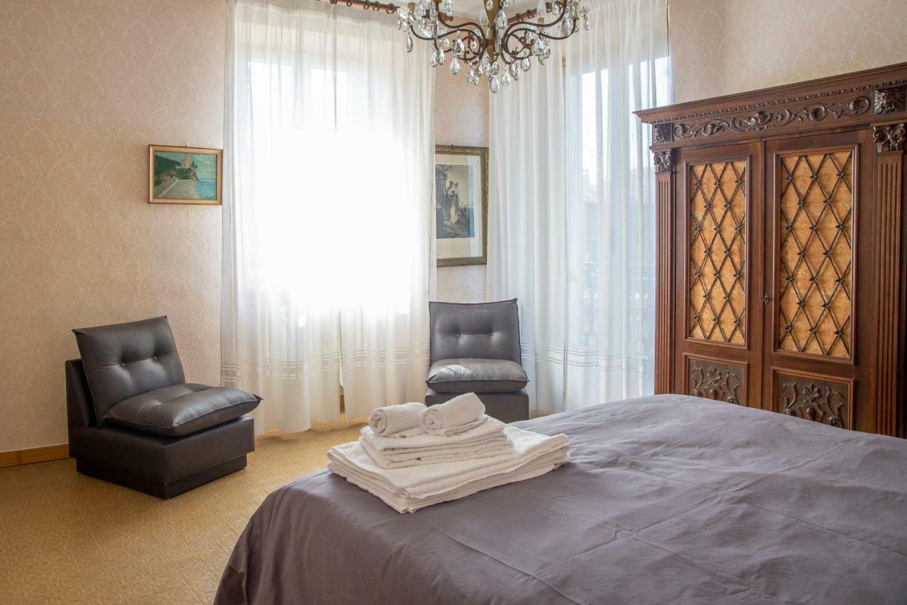 Bed & Roses Meni Διαμέρισμα La Morra Εξωτερικό φωτογραφία